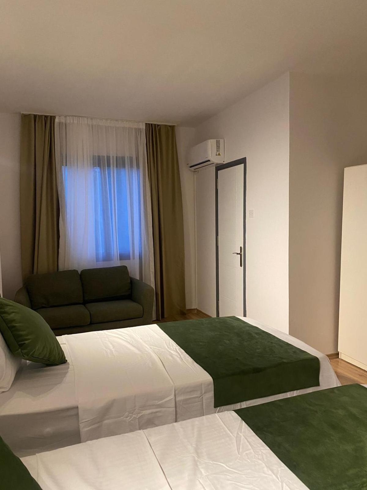 Lighthouse Otel Κερύνεια Εξωτερικό φωτογραφία